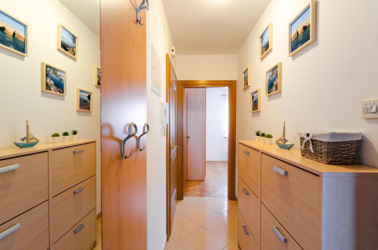 Ferienwohnung Juanita Dramalj Exterior foto