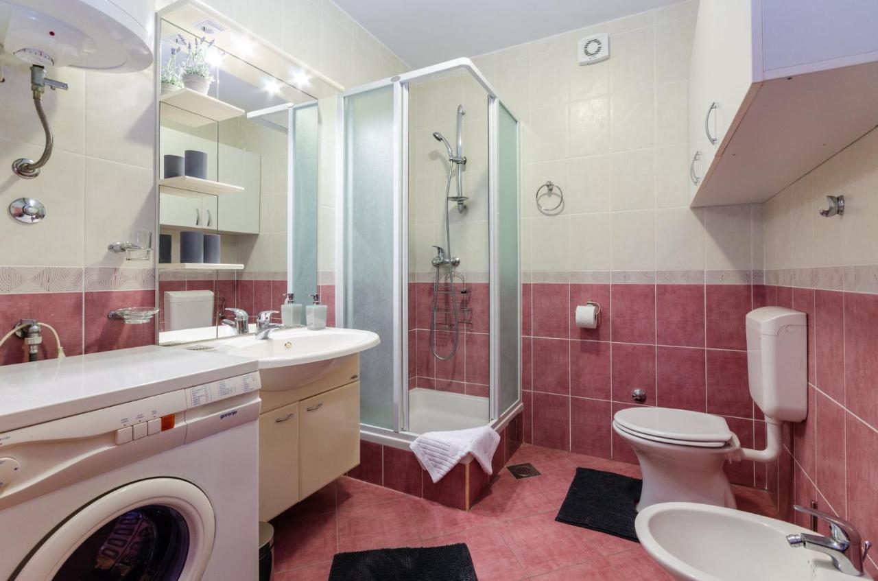 Ferienwohnung Juanita Dramalj Exterior foto